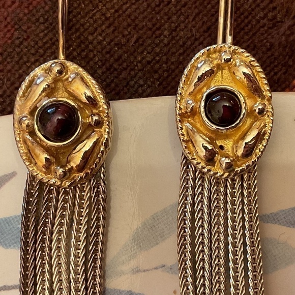 Vintage Byzantine Design Sterling Silver/Gold Plate Garnet Unique Earrings - Picture 6 of 6
